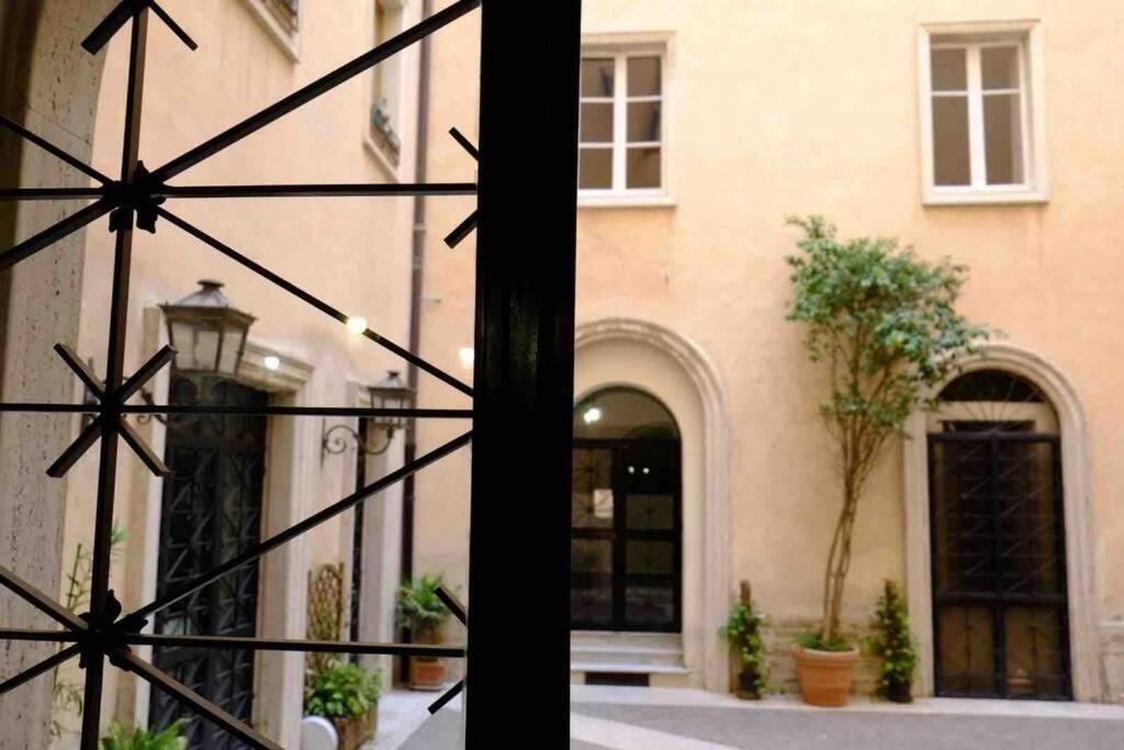 Beautiful Apartment Next To Piazza Di Spagna Řím Exteriér fotografie